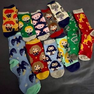 Free: new Harry Potter socks (free with any purchase)